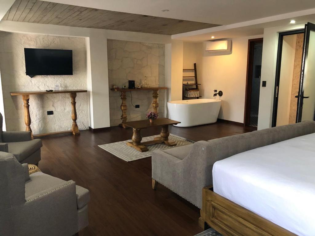 סאן מיגל דה אלנדה The Essentia Hotel San Miguel מראה חיצוני תמונה